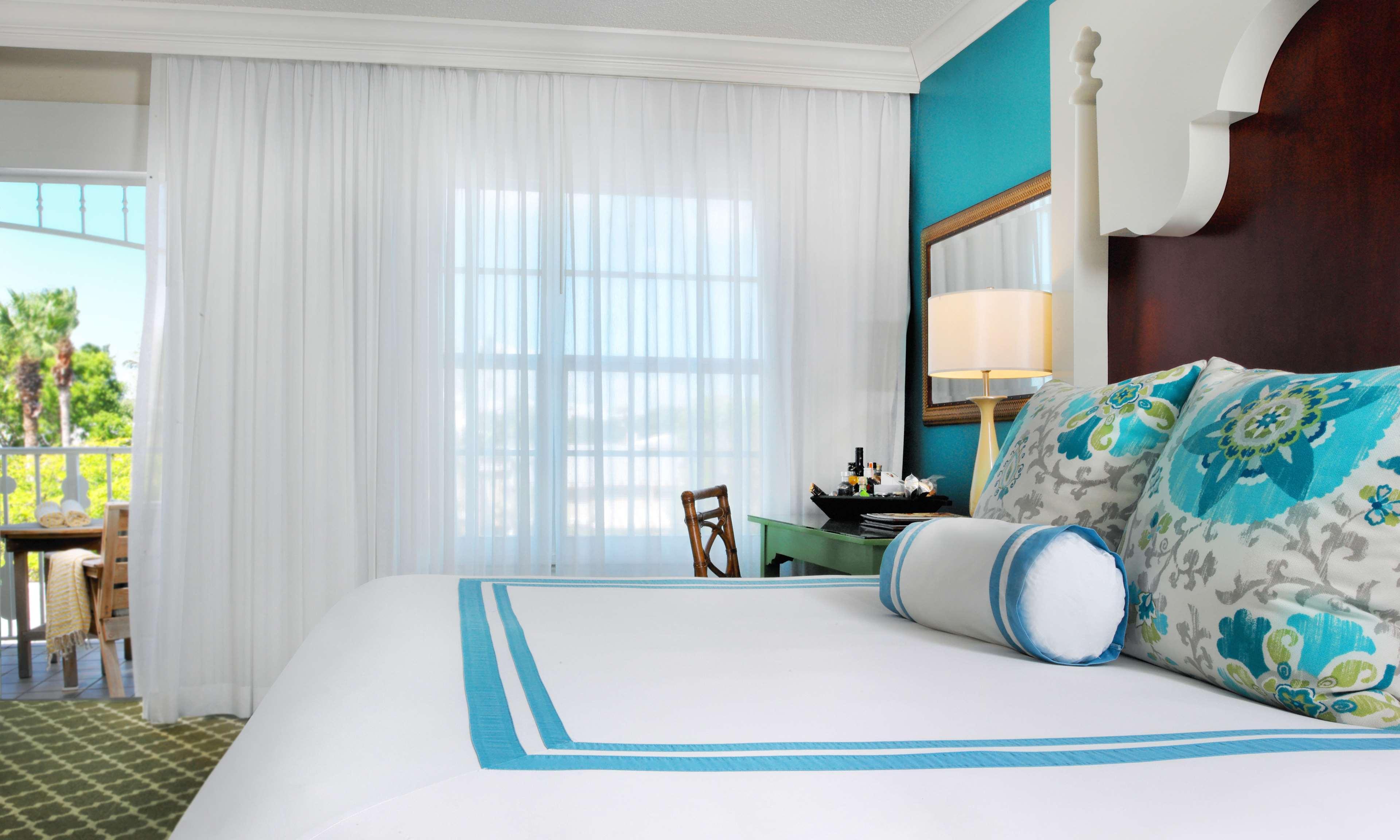 Ocean Key Resort & Spa, A Noble House Resort Кей Уест Екстериор снимка